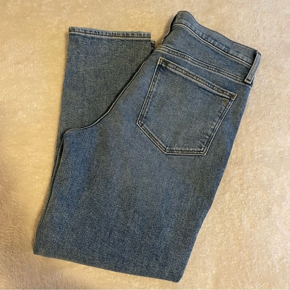 NWT Madewell Jeans The Girljean in Berryton Wash: Distressed Edition - Picture 4 of 16